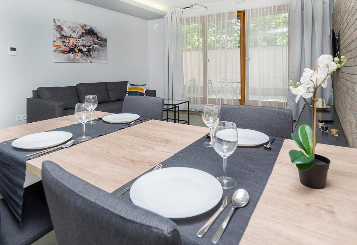 Landmark Apartments Krakow Bagian luar foto